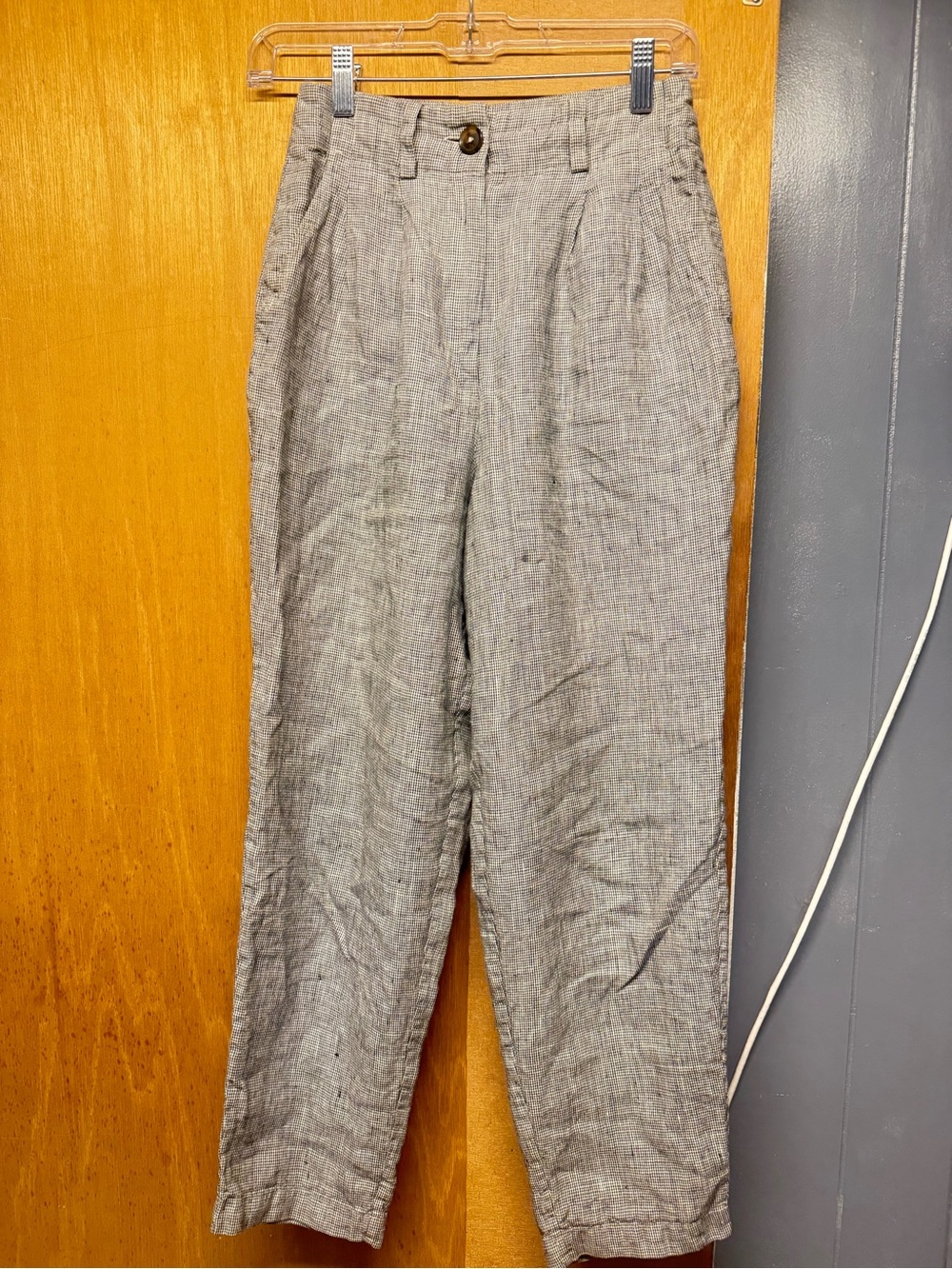 High-Rise Gray Linen-Blend Pleated Women’s Pants